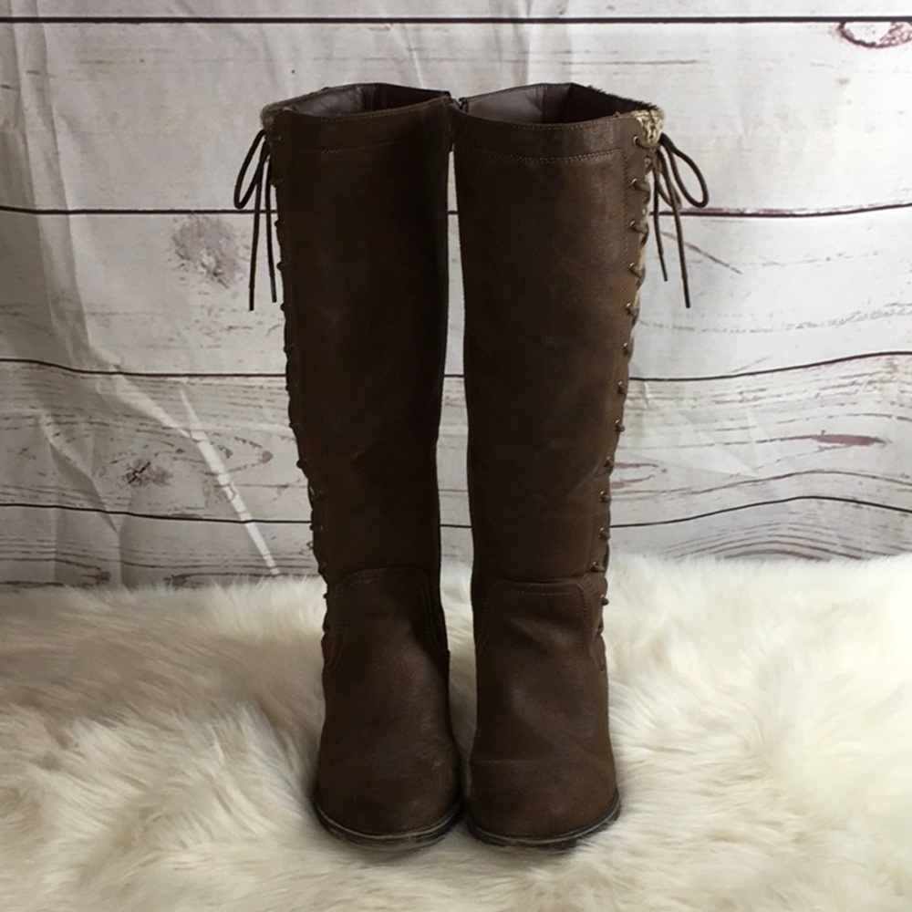Knee high brown boots sz 8M